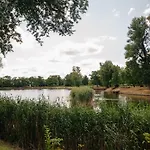 דירה Modern Across The Ponds By Bookinghost *