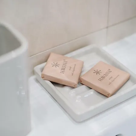 Appartamento Modern Across The Ponds By Bookinghost